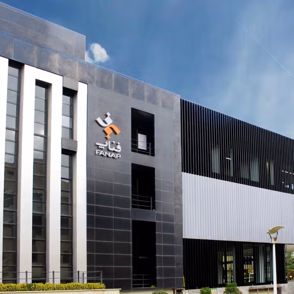 US targets Iran technology, finance networks with new sanctions