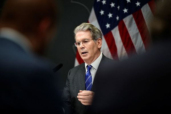 وزیر خزانه‌داری آمریکا: پایه‌های توافق با چین آماده است