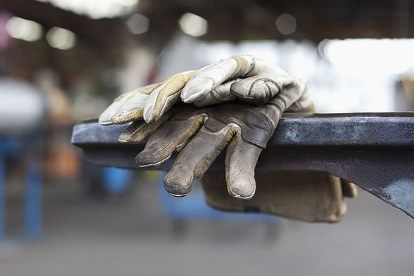 50 ألف عامل بناء فقط حصلوا على التأمين في إيران.. خلال خمس سنوات