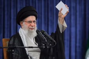 اشتباه محاسباتی مرگبار خامنه‌ای در گره زدن امنیت نظام به گروه‌های نیابتی