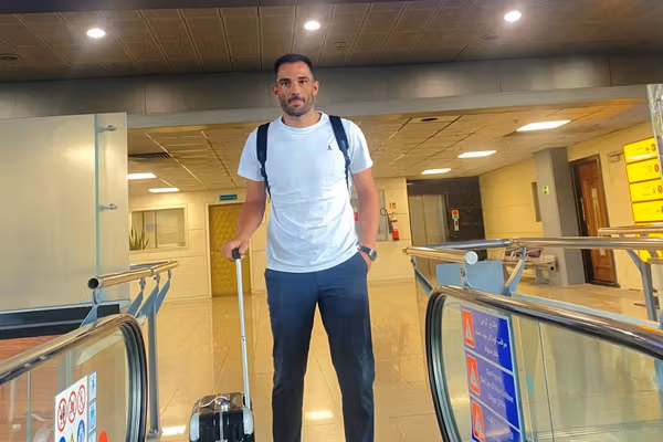 آنتوان آدان، دروازه‌بان پیشین رئال مادرید برای پیوستن به استقلال وارد تهران شد