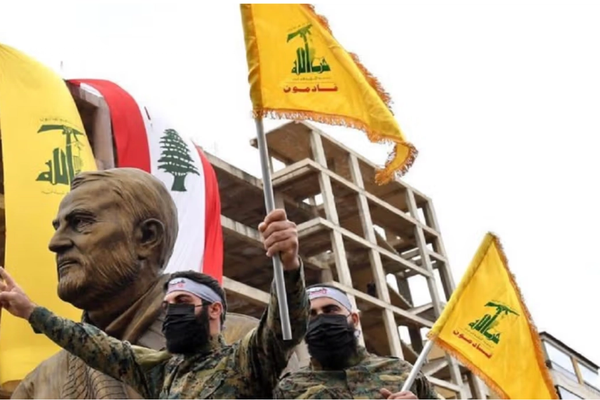 "إسرائيل هيوم": إمبراطورية حزب الله تنهار بعد مقتل حسن نصرالله وانقطاع الدعم الإيراني   