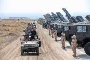 رویترز: سپاه پاسداران نیمی از صادرات نفت ایران را کنترل می‌کند